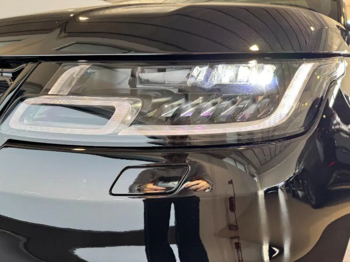 Land Rover Range Rover Sport usata a Venezia (9)