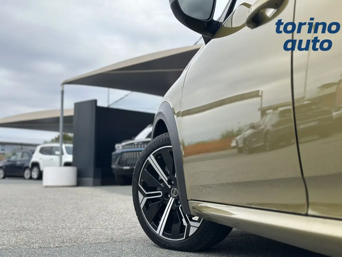 Lancia Ypsilon nuova a Torino (6)
