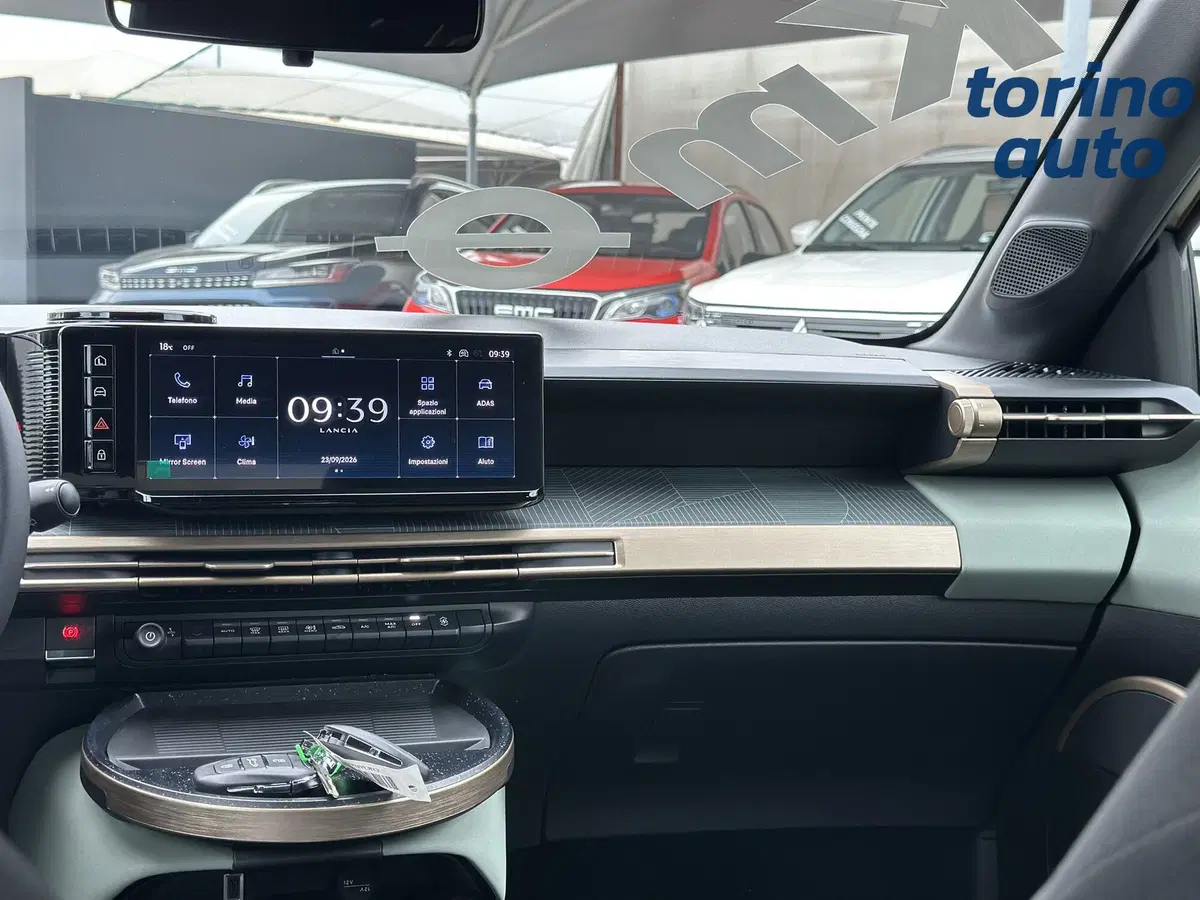 Lancia Ypsilon nuova a Torino (9)