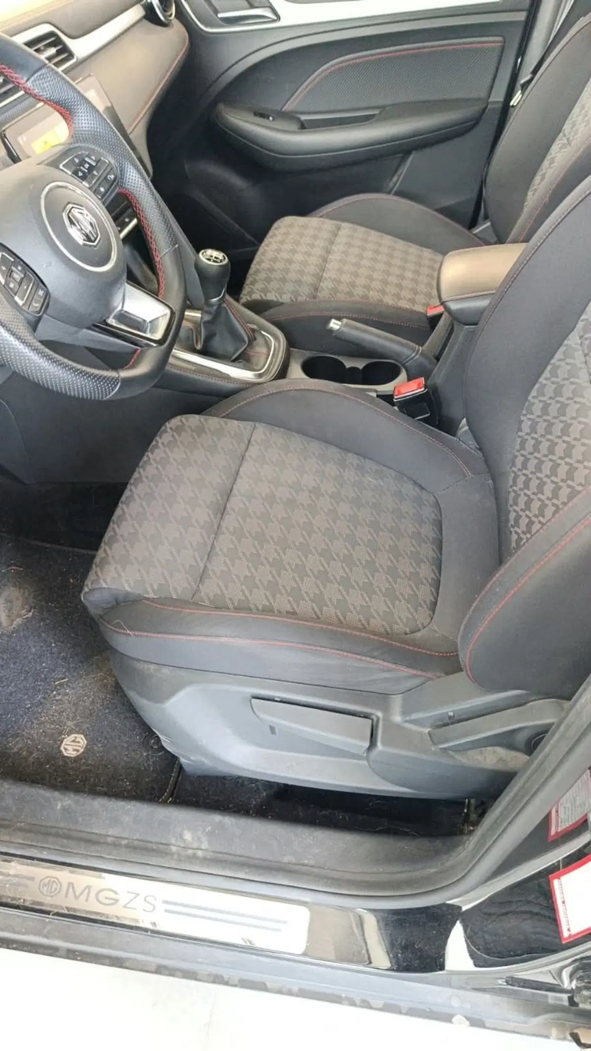 Mg ZS usata a Savona (9)