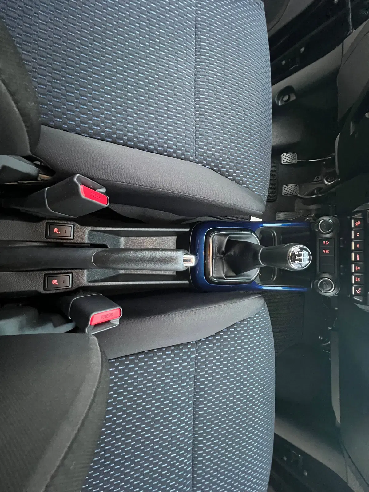 Suzuki Ignis usata a Teramo (11)