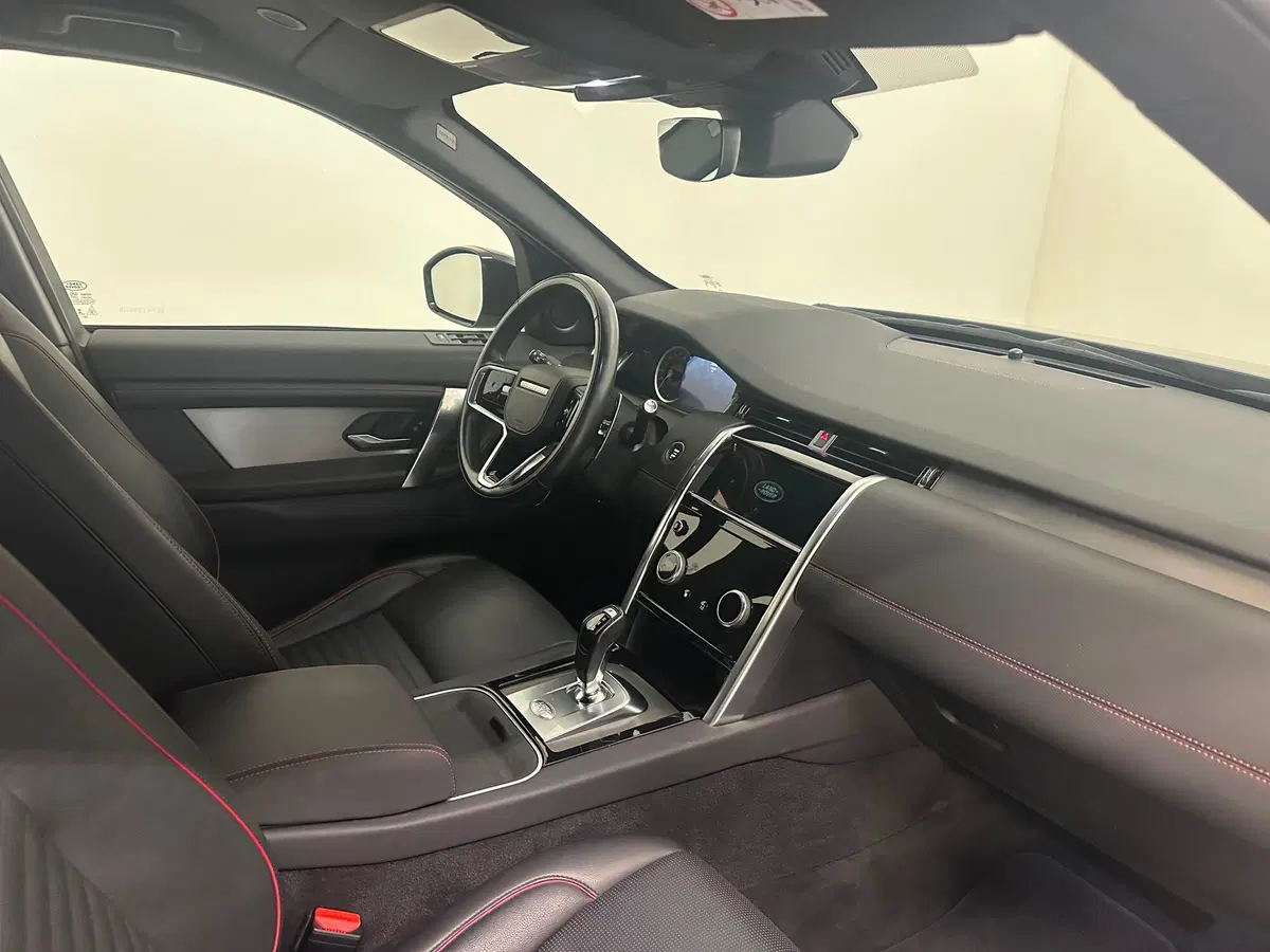 Land Rover Discovery Sport usata a Novara (10)