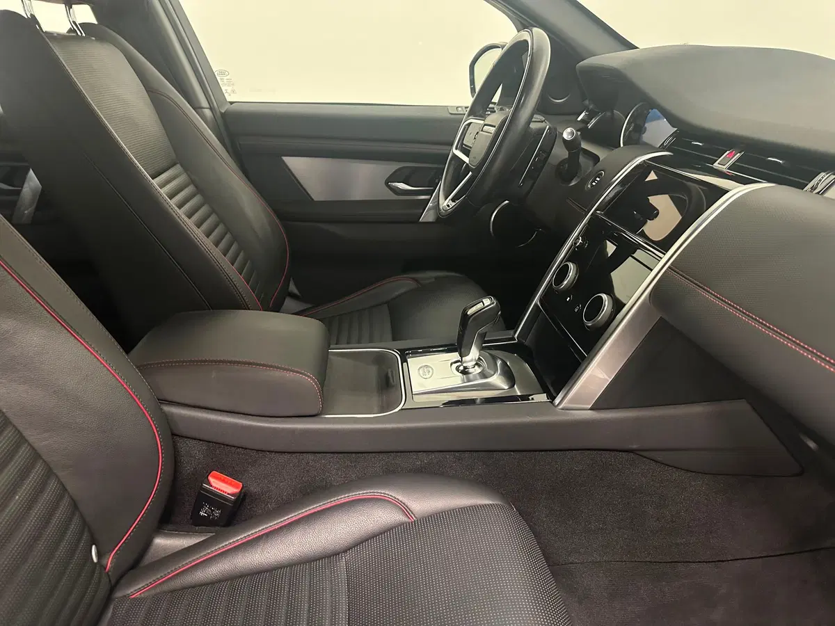 Land Rover Discovery Sport usata a Novara (11)