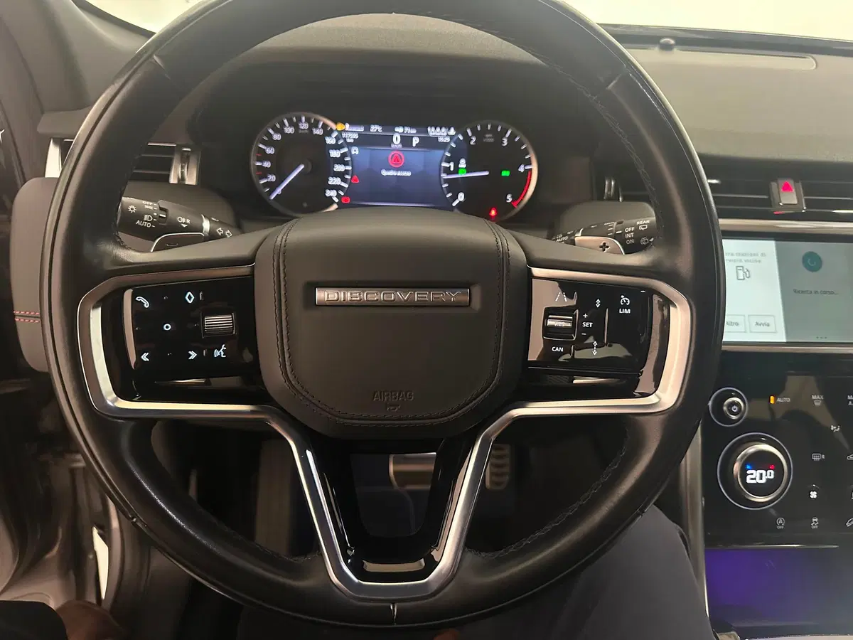 Land Rover Discovery Sport usata a Novara (18)
