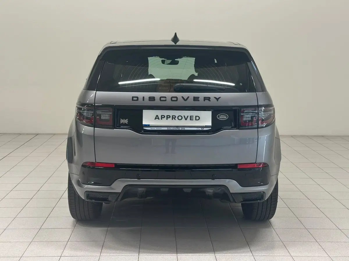Land Rover Discovery Sport usata a Novara (7)