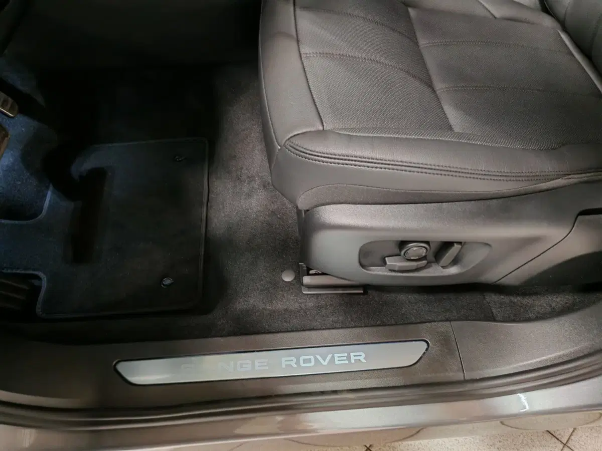 Land Rover Range Rover Evoque usata a Novara (10)
