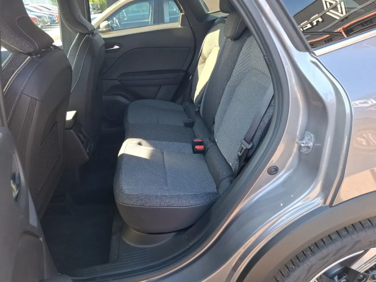 Renault Symbioz nuova a Latina (17)