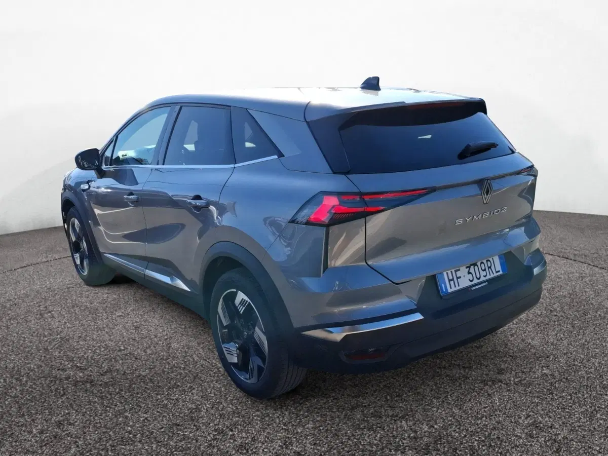 Renault Symbioz nuova a Latina (4)