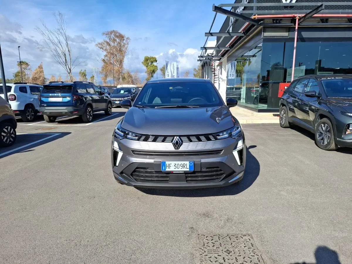 Renault Symbioz nuova a Latina (6)