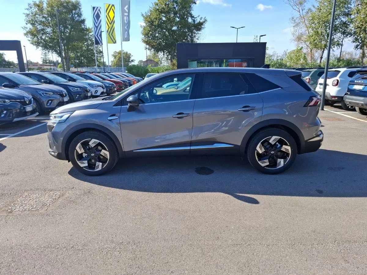 Renault Symbioz nuova a Latina (8)