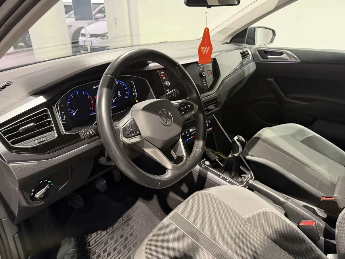 Volkswagen Polo usata a Genova (8)
