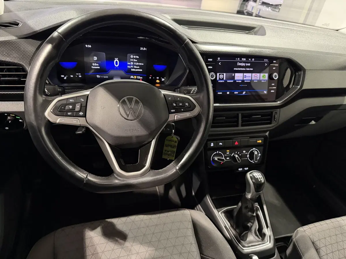 Volkswagen T-Cross usata a Genova (11)
