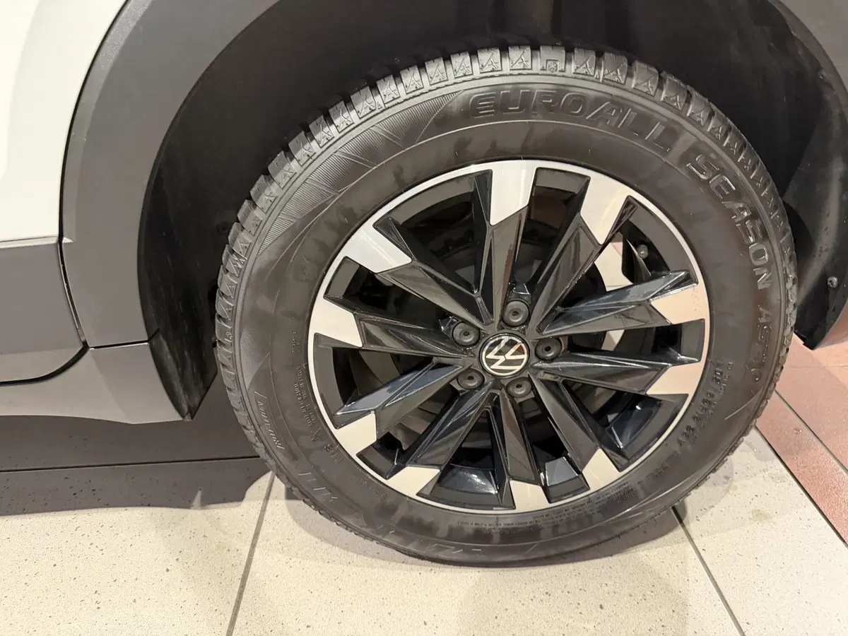 Volkswagen T-Cross usata a Genova (14)