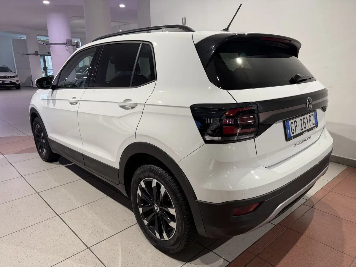 Volkswagen T-Cross usata a Genova (3)