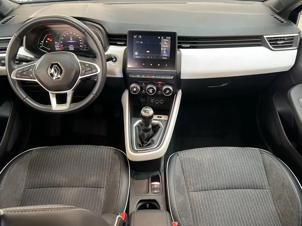 Renault Clio usata a Roma (11)