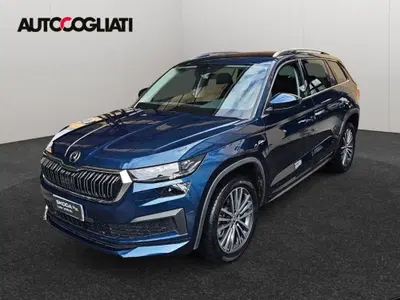 Skoda Kodiaq 2.0 TSI 4x4 DSG 7 posti Sportline del 2023 usata a Merate