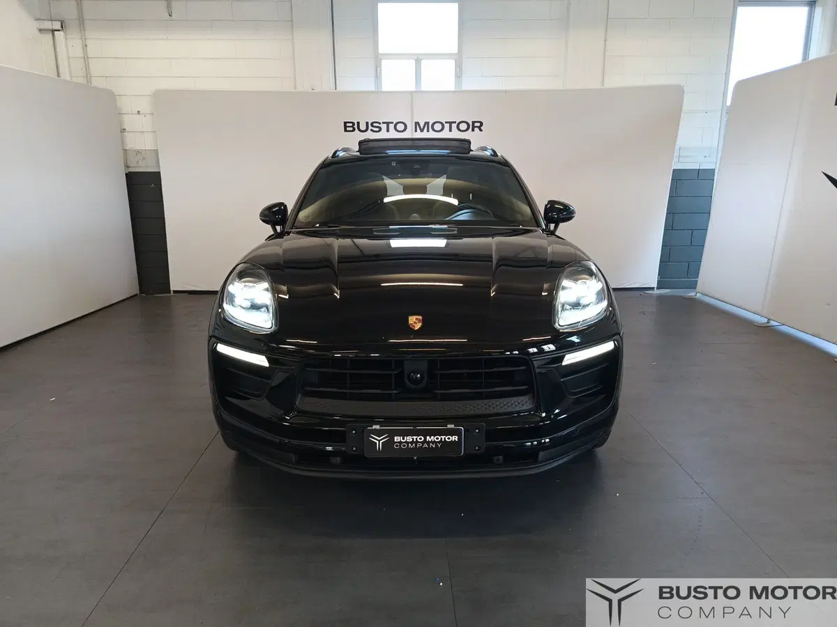 Porsche Macan usata a Varese (2)
