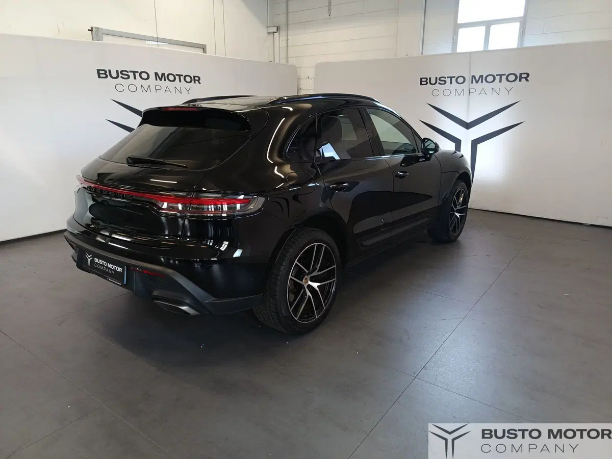 Porsche Macan usata a Varese (4)