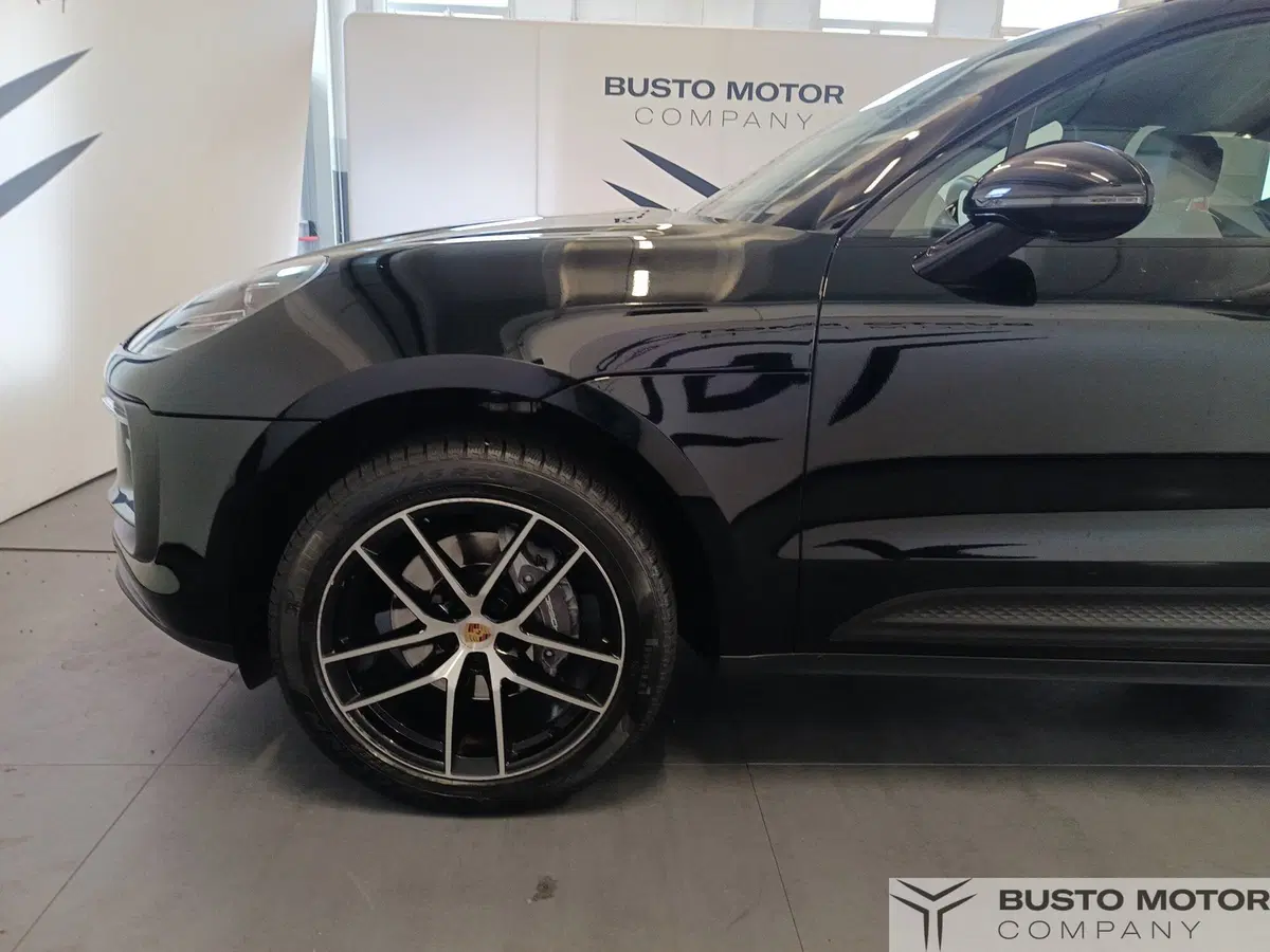 Porsche Macan usata a Varese (7)