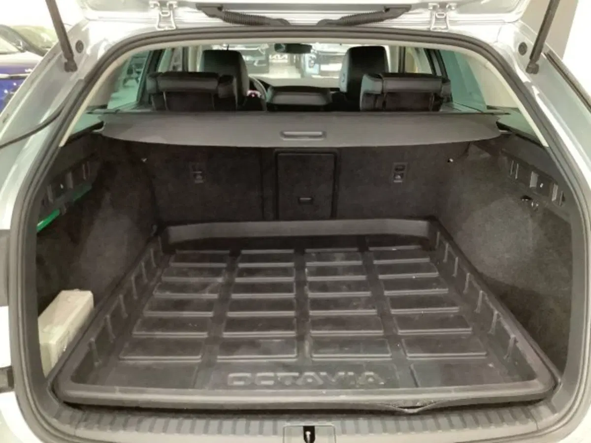 Skoda Octavia Station Wagon usata a Catania (12)