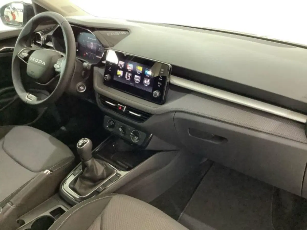 Skoda Fabia nuova a Catania (9)