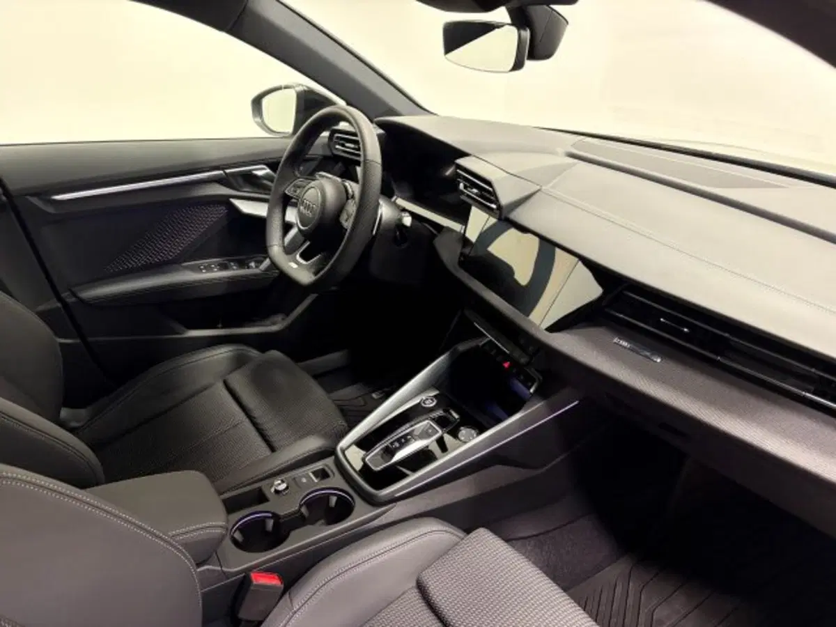 Audi A3 allstreet nuova a Treviso (3)