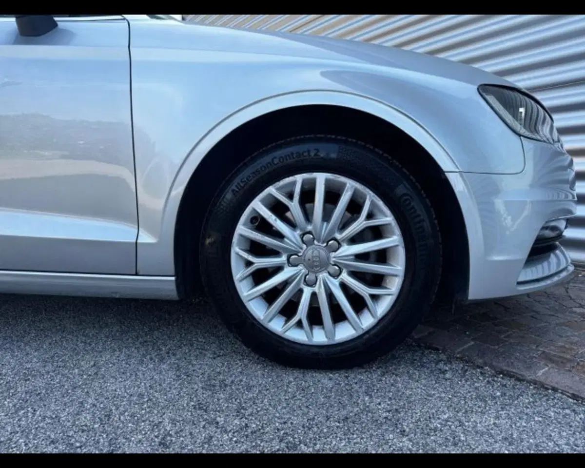 Audi A3 Cabrio usata a Treviso (11)
