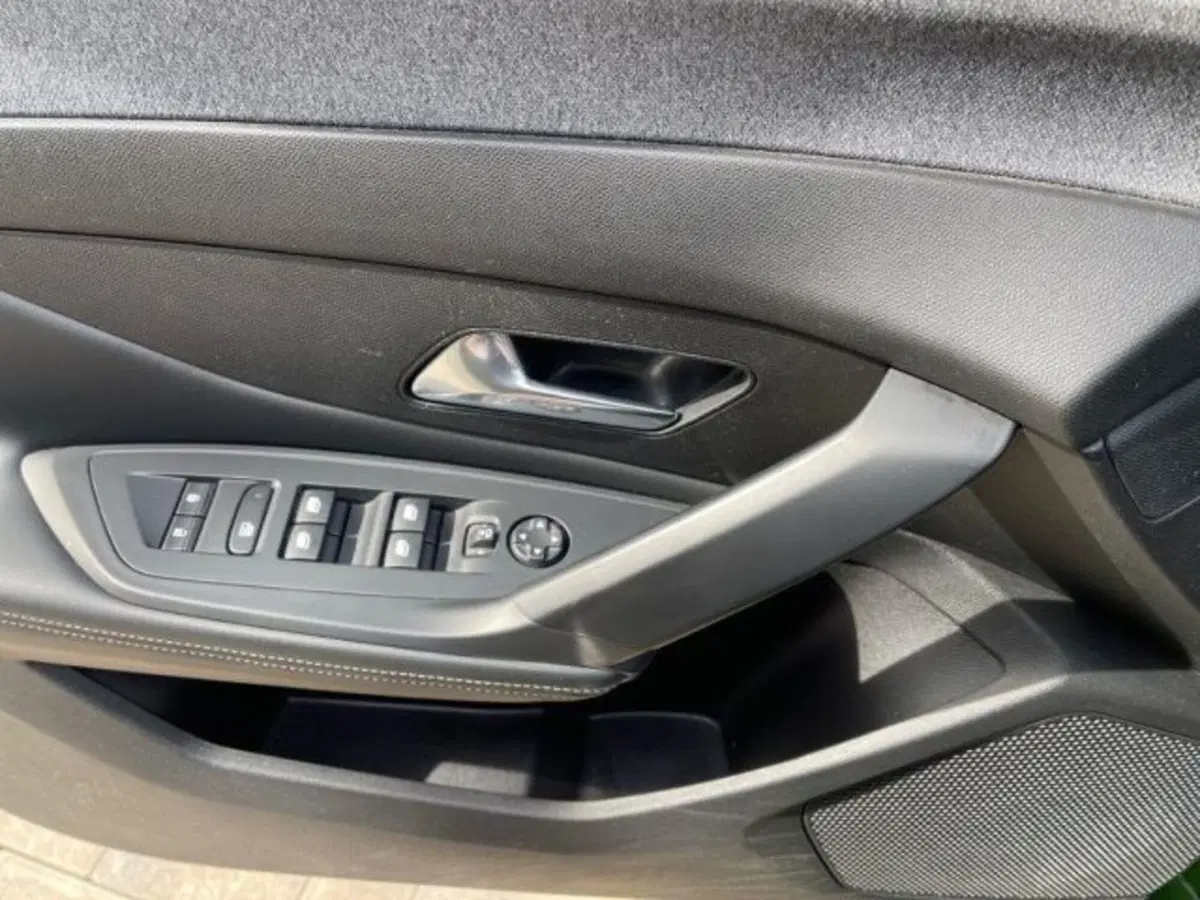 Peugeot 308 usata a Ancona (13)
