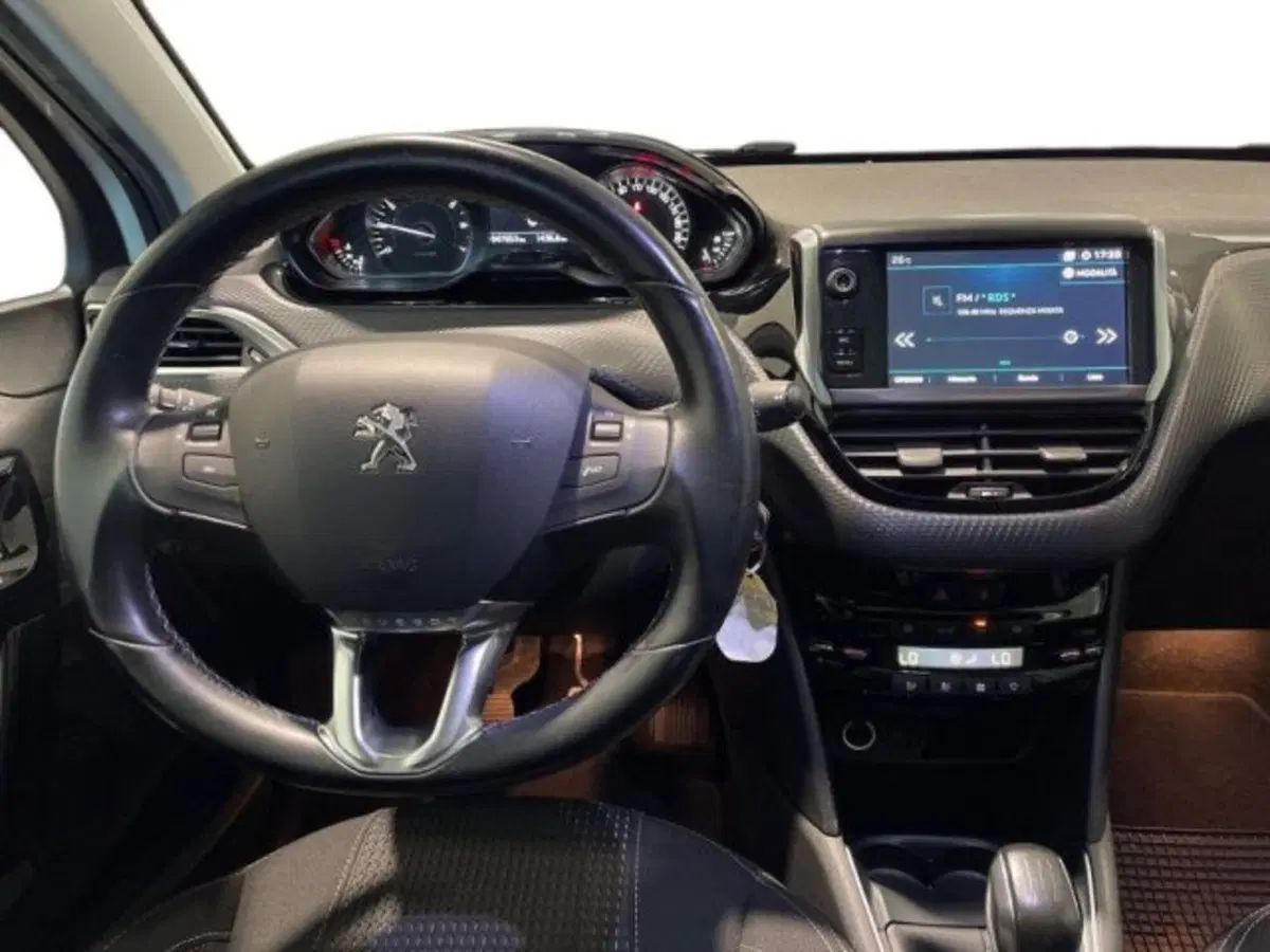 Peugeot 208 usata a Ancona (10)