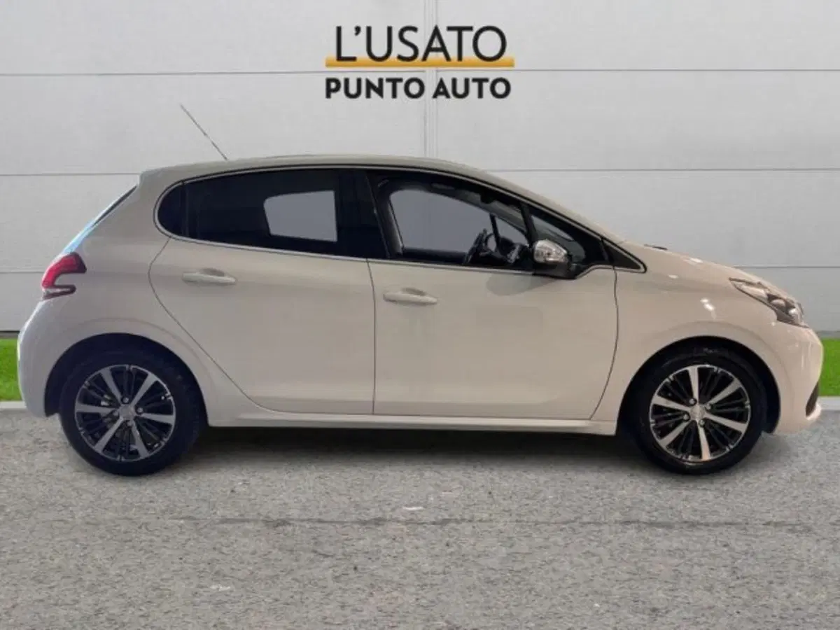 Peugeot 208 usata a Ancona (3)