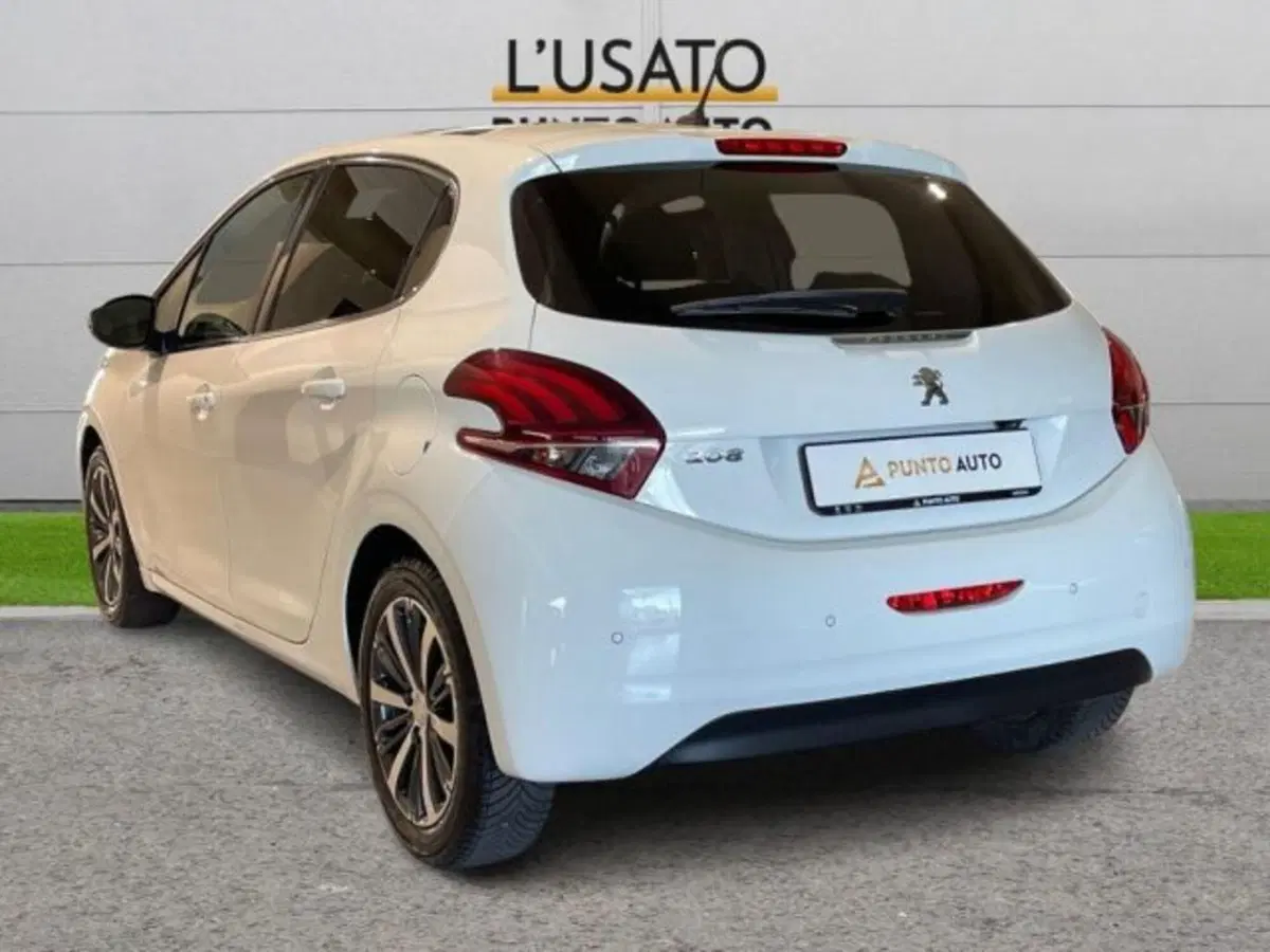 Peugeot 208 usata a Ancona (5)