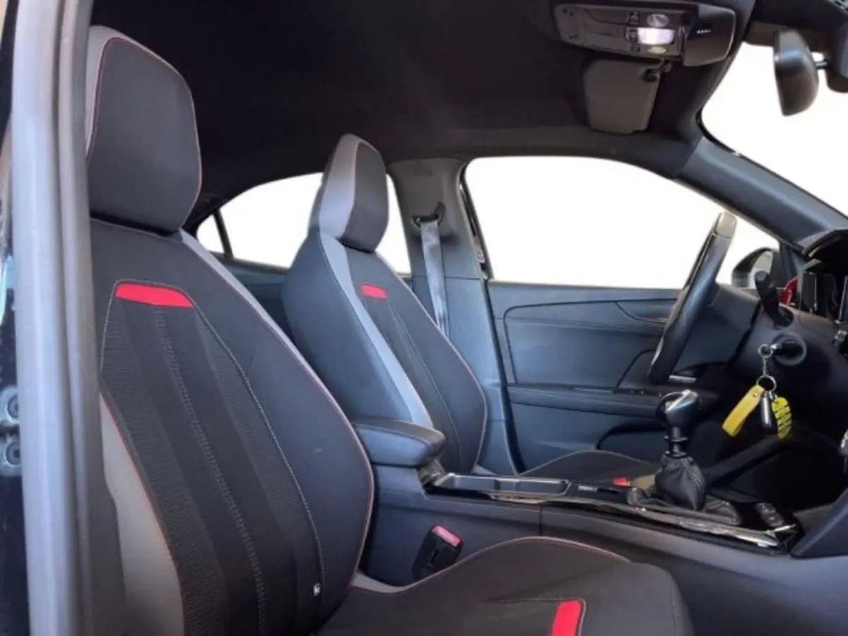 Opel Mokka usata a Ancona (16)