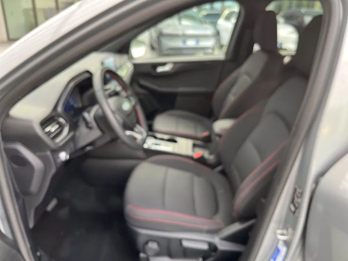 Ford Kuga usata a Milano (10)