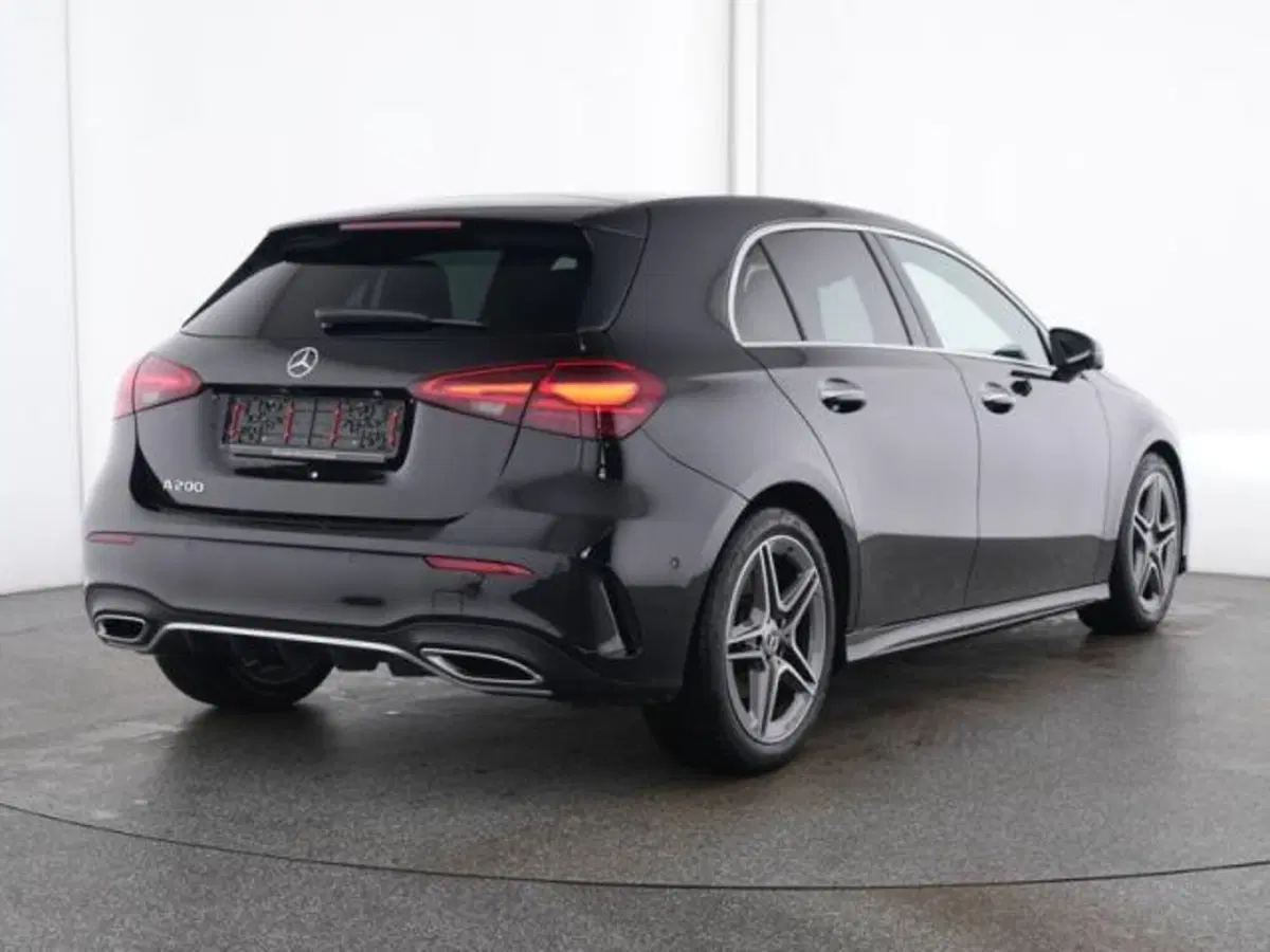 Mercedes-Benz Classe A usata a Milano (2)