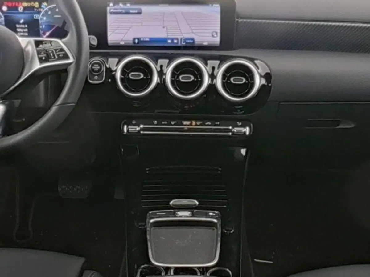 Mercedes-Benz Classe A usata a Milano (6)