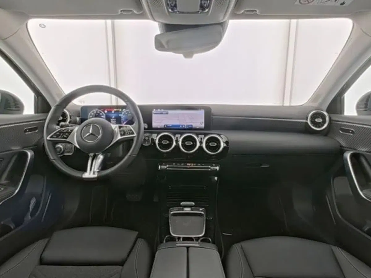 Mercedes-Benz Classe A usata a Milano (8)