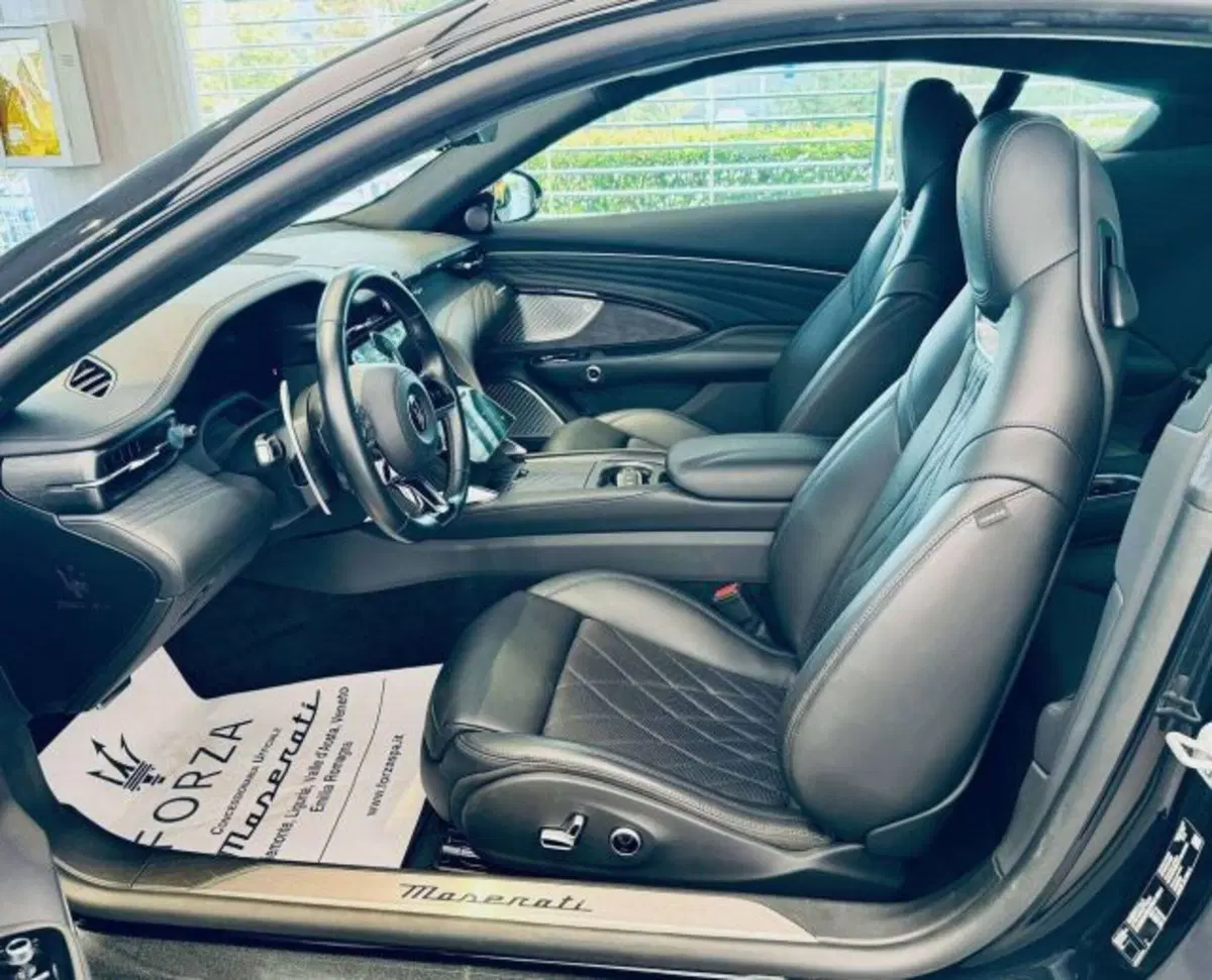 Maserati Granturismo usata a Torino (10)