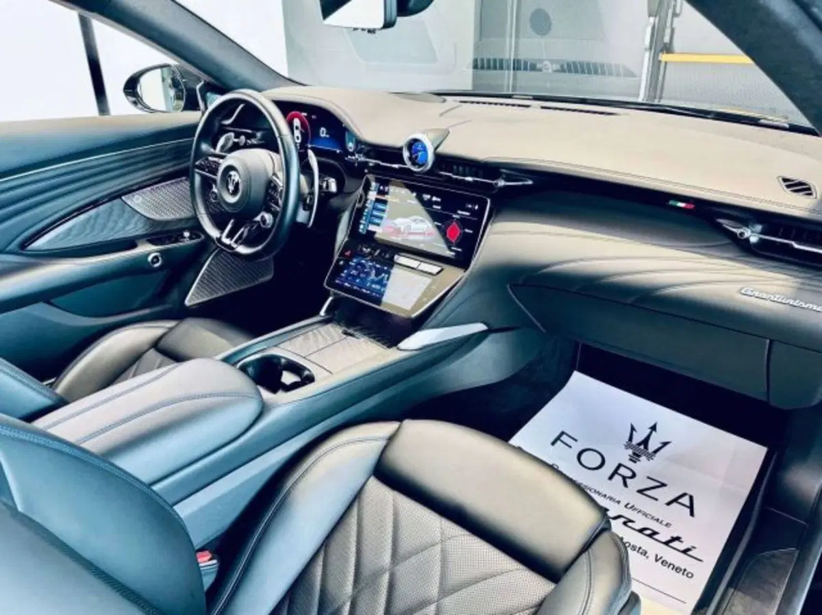 Maserati Granturismo usata a Torino (14)