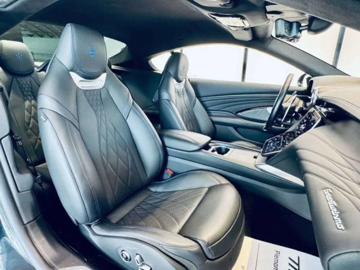 Maserati Granturismo usata a Torino (15)
