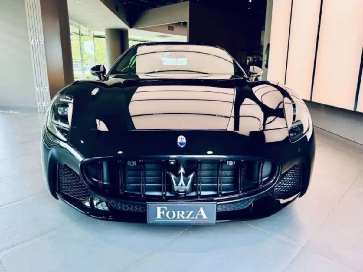 Maserati Granturismo usata a Torino (2)