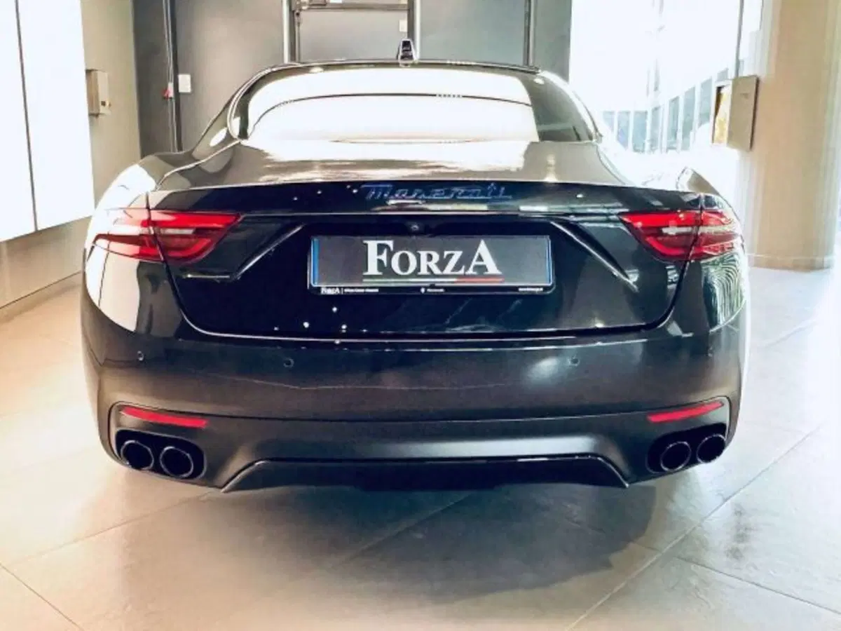 Maserati Granturismo usata a Torino (7)