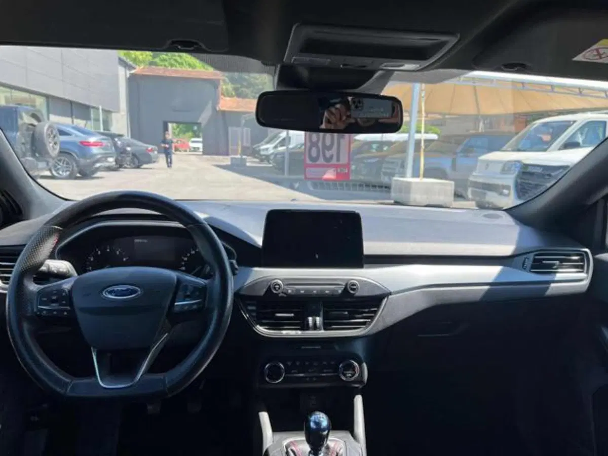 Ford Focus usata a Lucca (11)