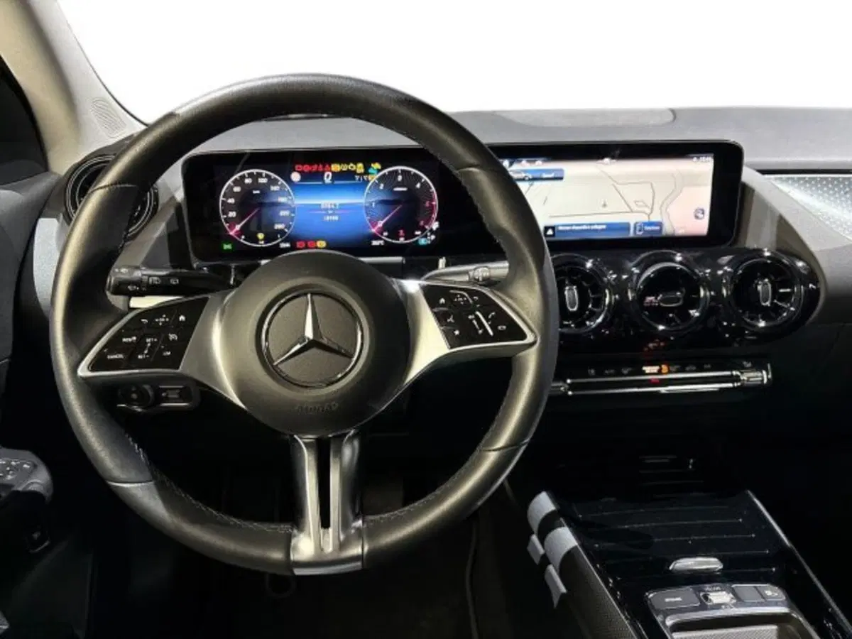 Mercedes-Benz GLA SUV usata a Bologna (11)