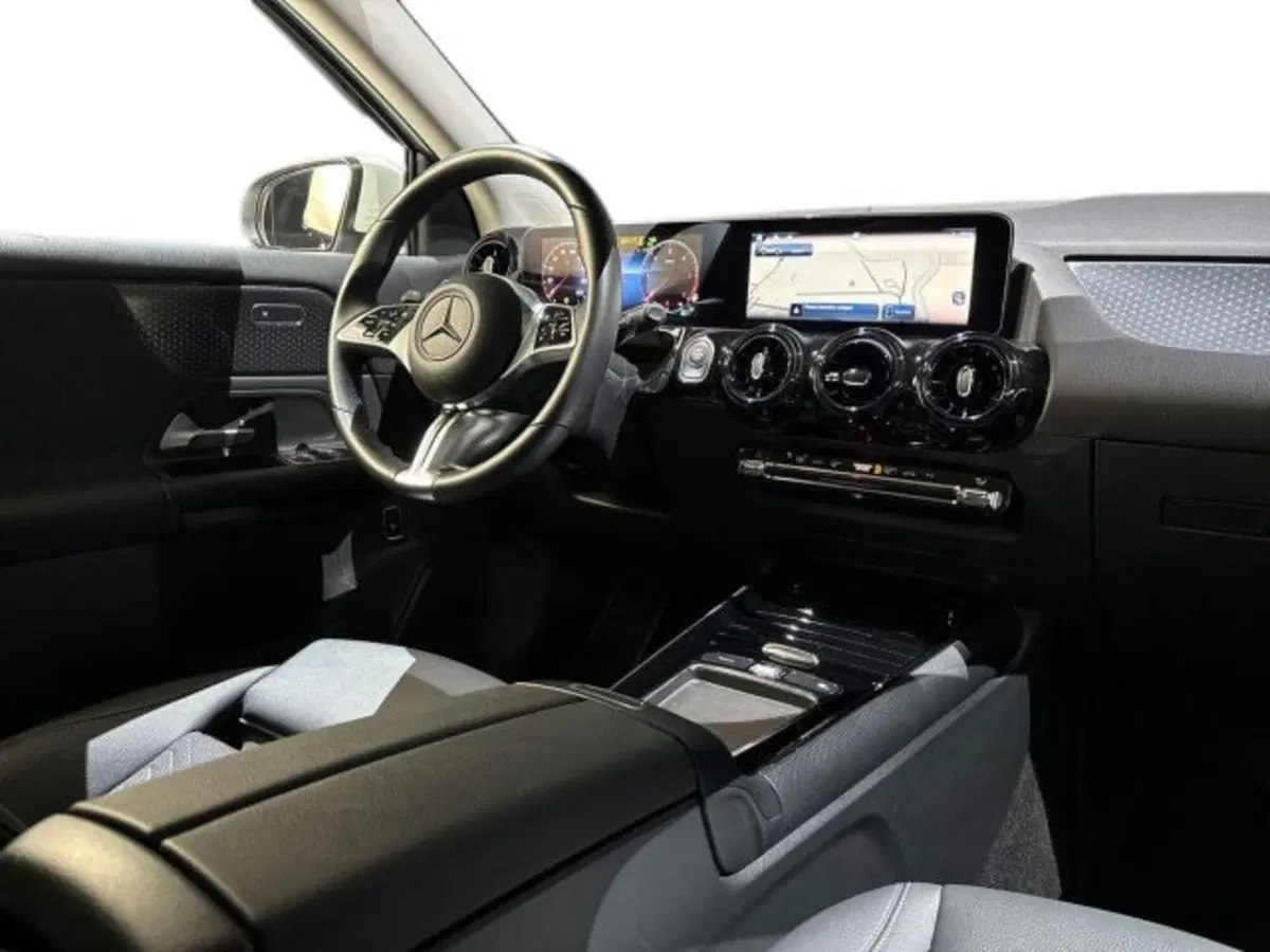 Mercedes-Benz GLA SUV usata a Bologna (15)