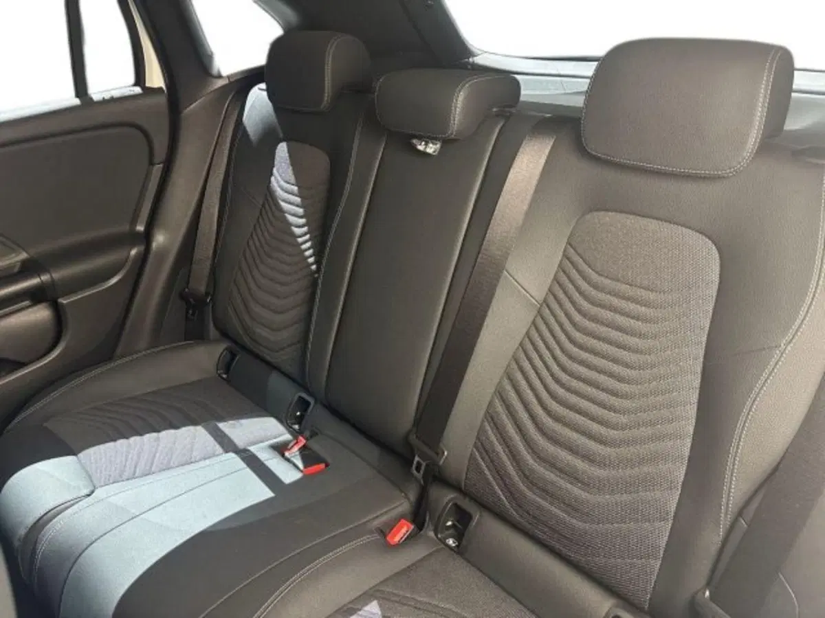 Mercedes-Benz GLA SUV usata a Bologna (16)