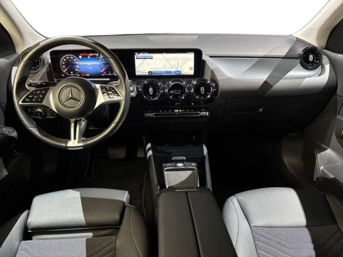 Mercedes-Benz GLA SUV usata a Bologna (9)