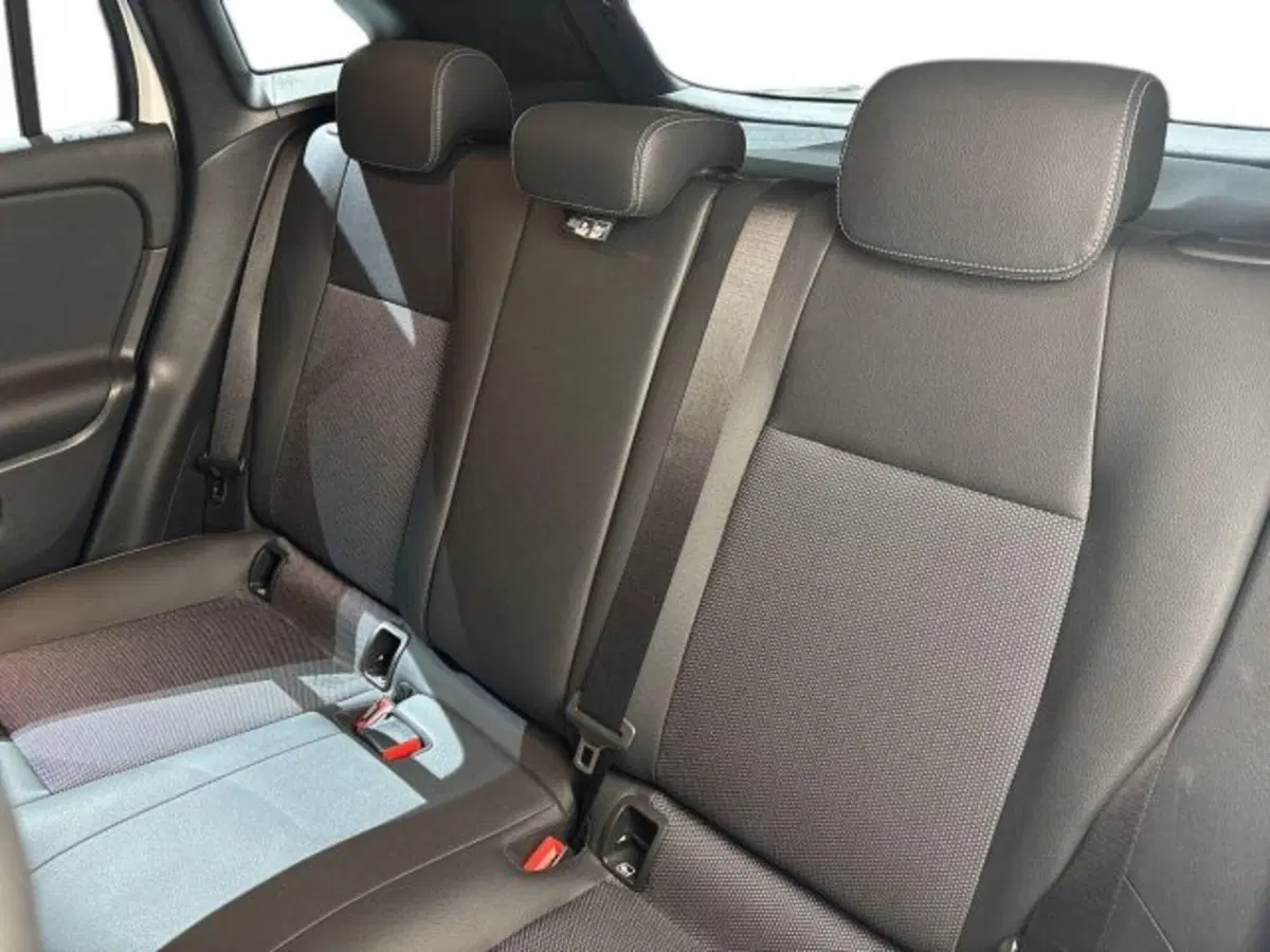 Mercedes-Benz GLA SUV usata a Bologna (16)