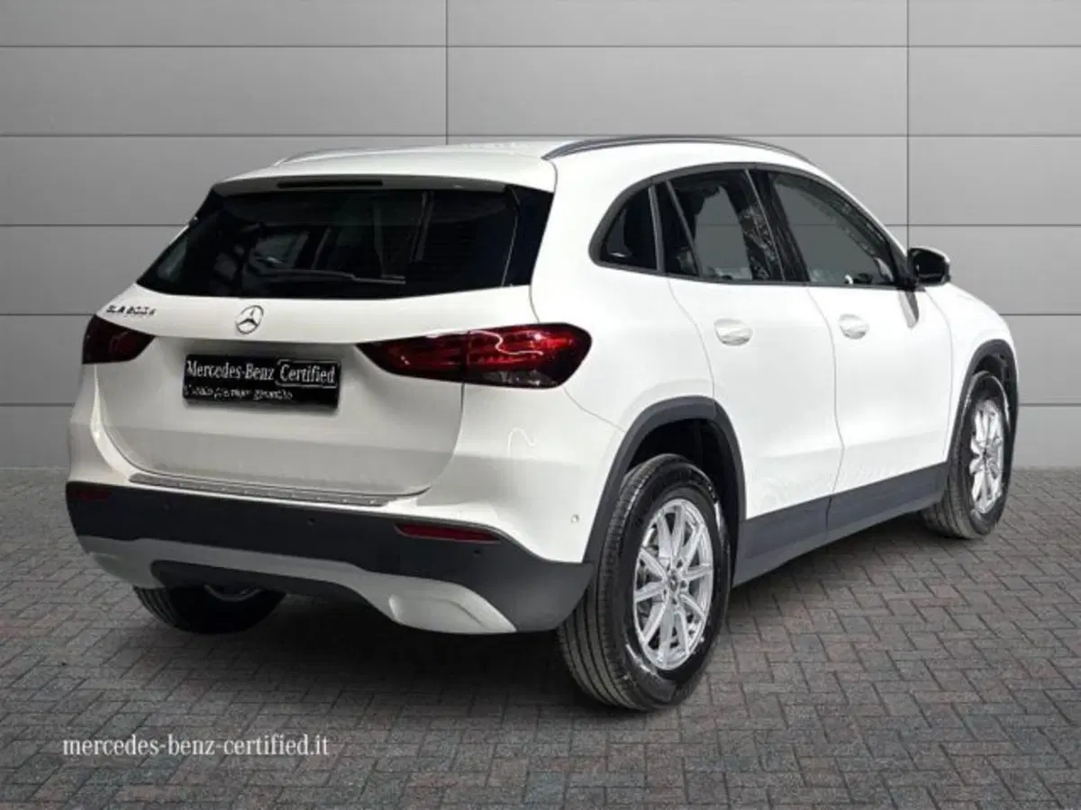Mercedes-Benz GLA SUV usata a Bologna (2)