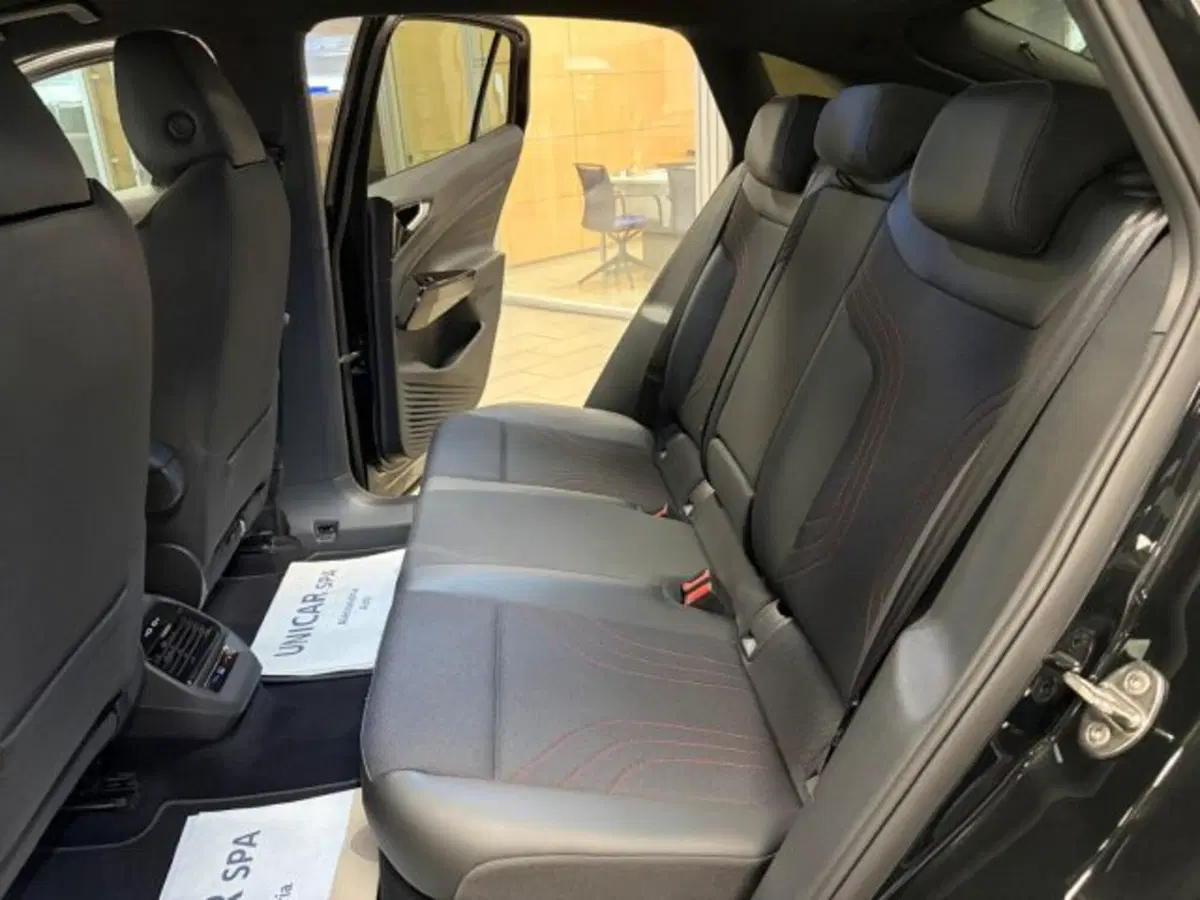 Volkswagen ID.5 usata a Cuneo (14)