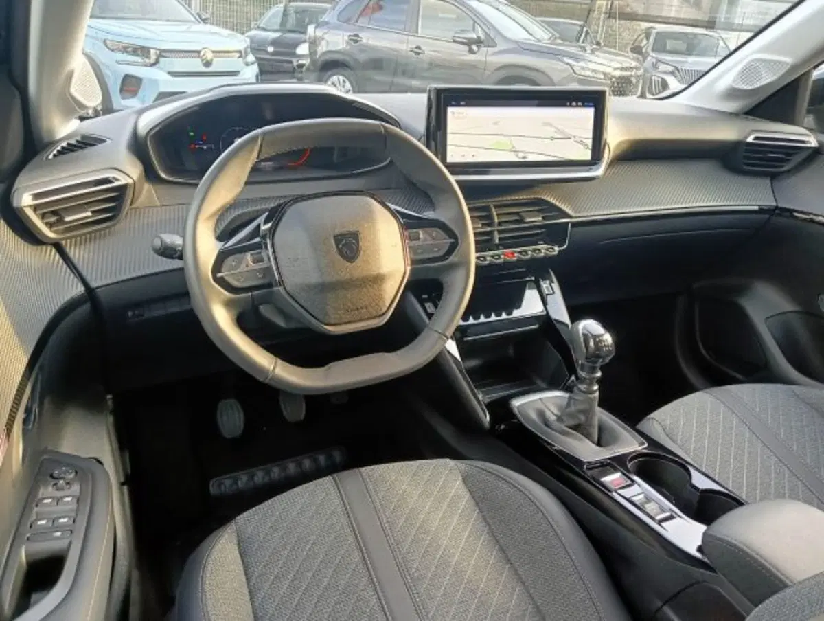 Peugeot 208 usata a Brescia (6)